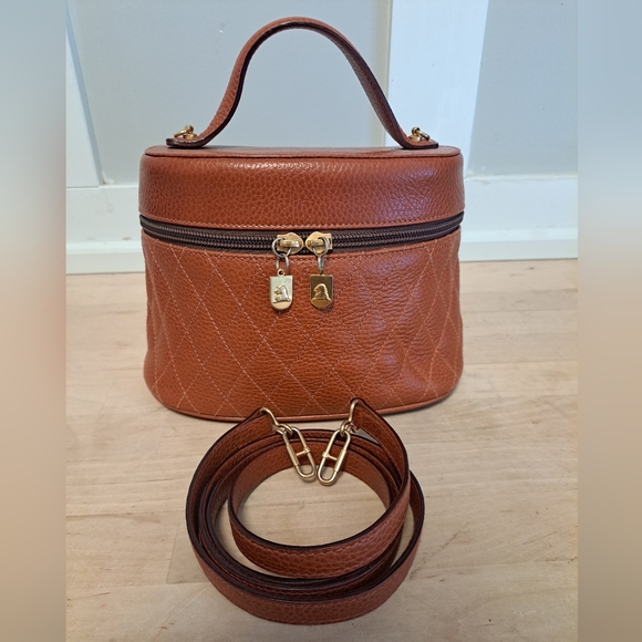 Vintage Mark Cross Quilted Leather  Vanity Bag-Cognac Brown-Made in Italy - Picture 7 of 7